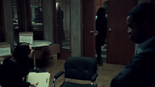File:OrphanBlackS01E08-0987.jpg