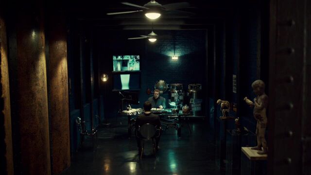 File:OrphanBlackS01E07-0102.jpg