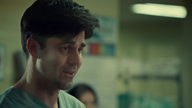 File:OrphanBlackS01E090206.jpg