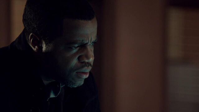 File:OrphanBlackS01E07-2532.jpg