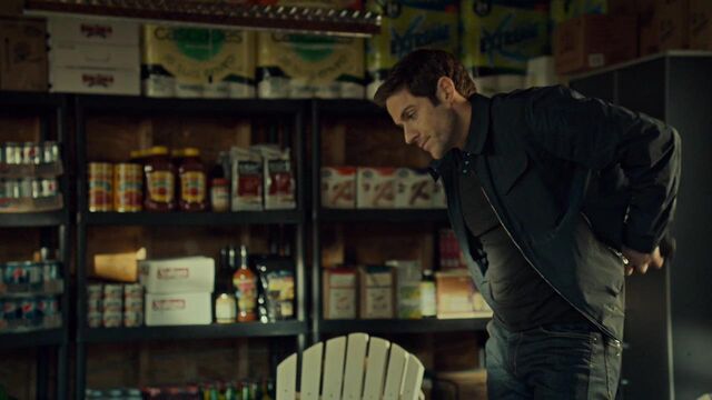 File:OrphanBlackS01E06-2029.jpg