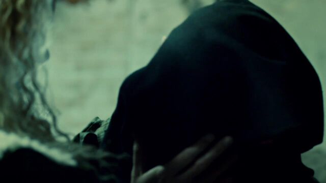 File:OrphanBlackS01E07-2217.jpg