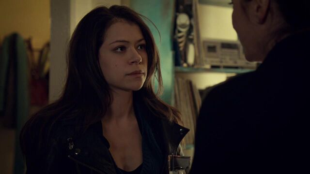 File:OrphanBlackS01E07-1774.jpg