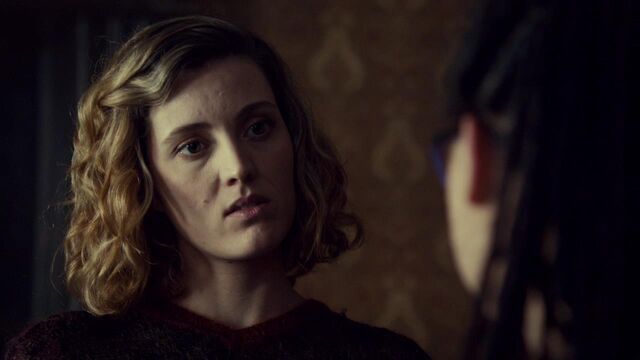 File:OrphanBlackS01E08-1333.jpg