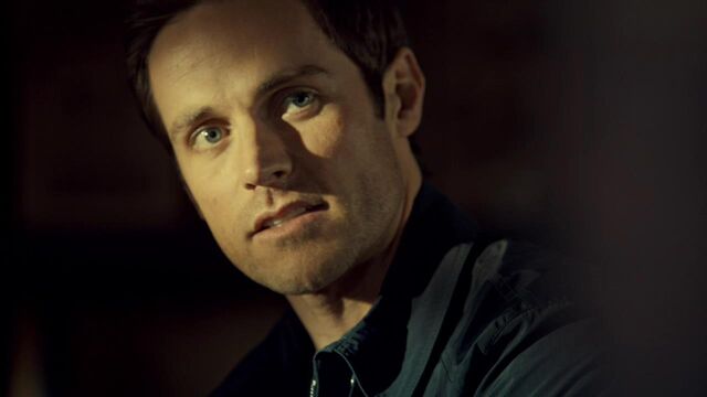 File:OrphanBlackS01E06-2169.jpg