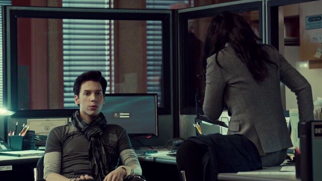 File:OrphanBlackS01E10 0555.jpg
