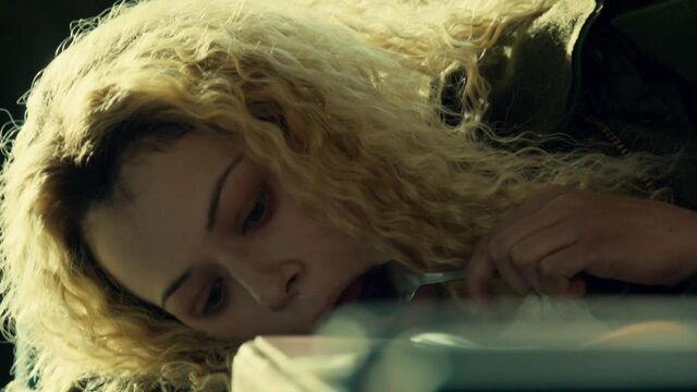 File:OrphanBlackS01E07-0966.jpg
