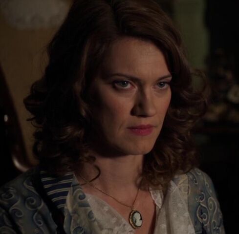 File:Sarah.jpg
