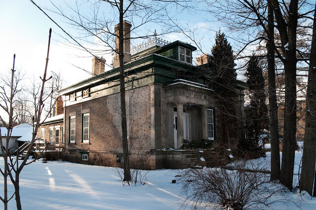 File:Mitchell House 1.jpg