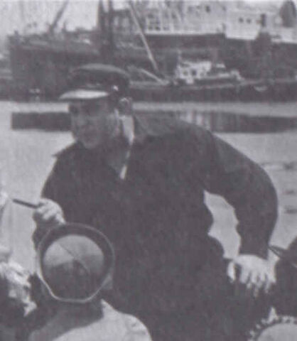 File:Captaingilbert.jpg