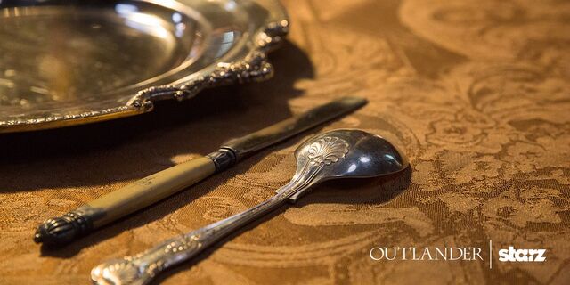 File:S2-still-outlander-starz-twitter4.jpg