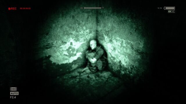 Файл:Outlast03.jpg