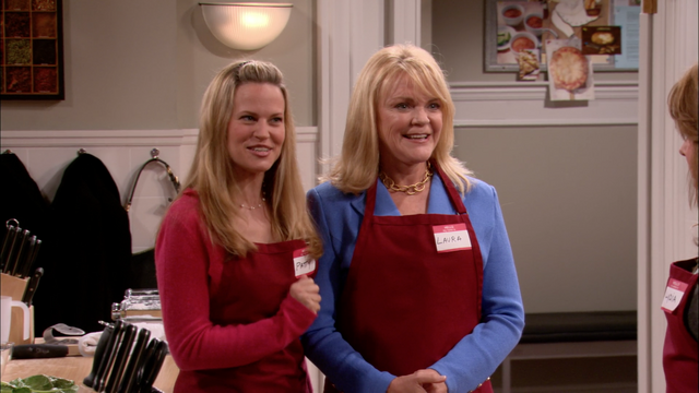 File:1x07PattyandLaura.png