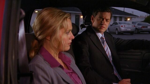 File:Woman-seeking-dead-husband-smokers-okay-no-pets-1x04-psych-13871516-1706-960.jpg
