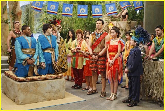 File:Pair-kings-first-look-09.jpg