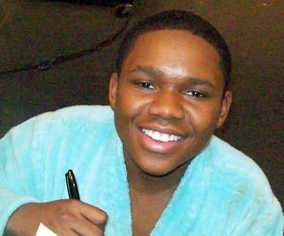 File:721-Doc Shaw 2010.jpg
