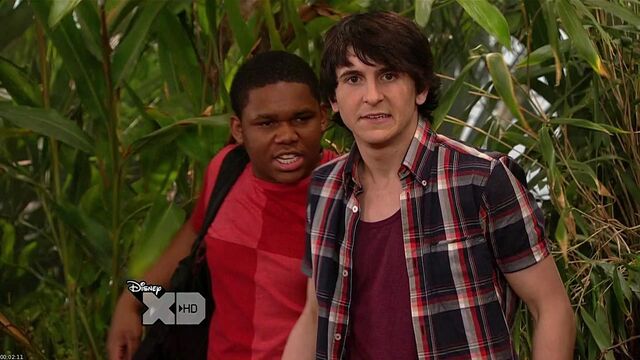 File:Pair.Of.Kings.S01E15.720p.HDTV.x264-GALORE screenshot 1.jpg