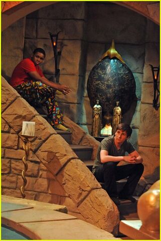 File:Pair-of-kings-evil-11.jpg