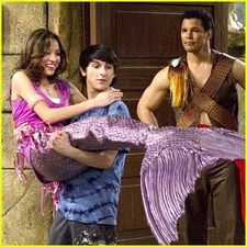Kelsey-chow-mermaid-tail (1)