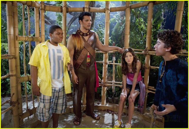 File:Mitchel-musso-doc-shaw-mummy-pok-19 (1).jpg