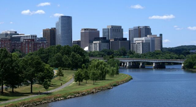 File:1600x874xarlington-texas-skyline.jpeg.pagespeed.ic.WJbnUx51G7.jpg