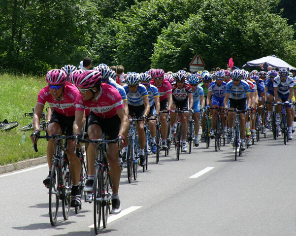 File:Cycling.jpg