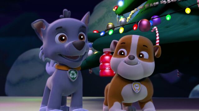File:PAW.Patrol.S01E16.Pups.Save.Christmas.720p.WEBRip.x264.AAC 1305437.jpg