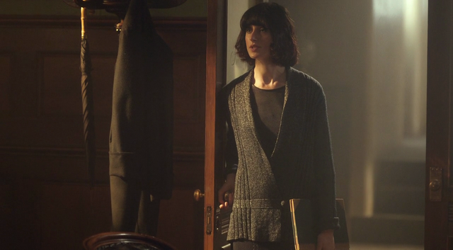 File:LizzieSecretary1.png