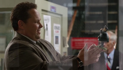 1x09 - Fusco doll.png