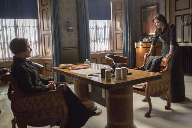 File:PennyDreadful 303 0163.R.jpg