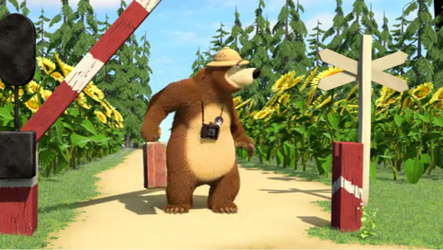 File:Masha and the Bear Railroad Crossing Bon Voyage 03.png