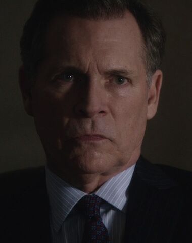 Archivo:2x01 DentonWeeks.jpg