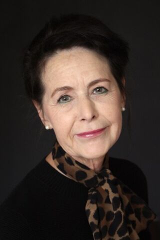 File:Isobel McAlpine.jpg