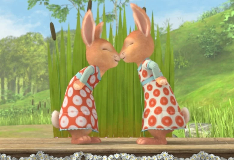 Image MospyAndFlospyRabbitSisterNoseKissCuteImage.jpg Peter