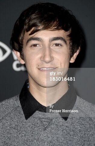 File:Walking Dead premiere.jpg