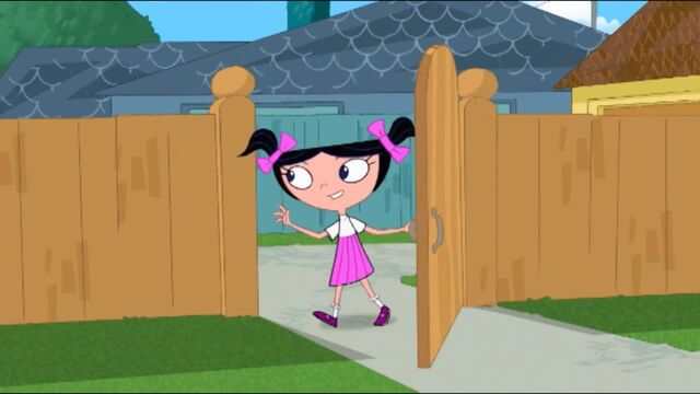 File:Toddler Isabella entering backyard.jpg