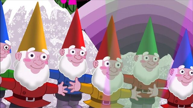 File:LawnGnomes2.jpg