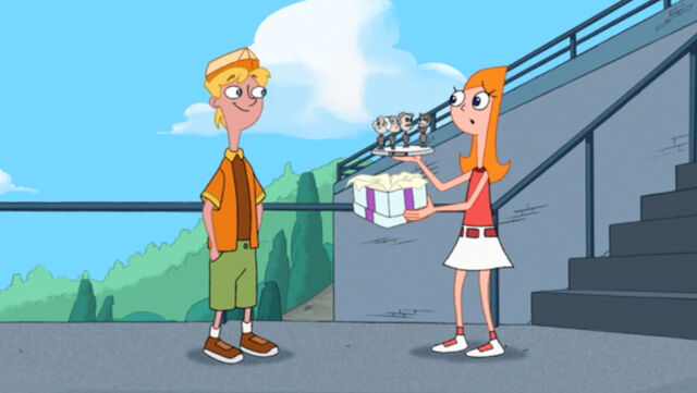 File:Bobble head birthday gift.jpg