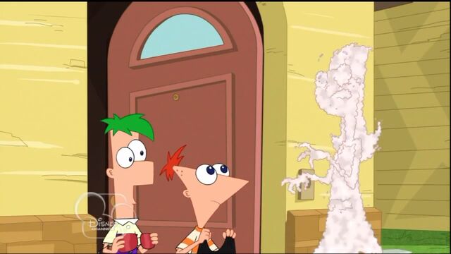 File:Candace turns into dust.jpg