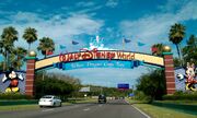 Walt Disney World Resort entrance.jpg