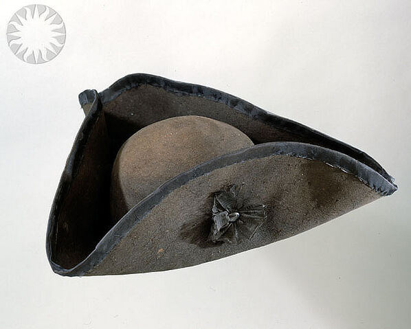 File:Tricorn.jpg
