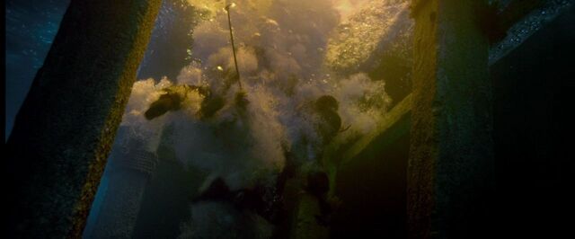 File:OSTJackandAngelicaunderwater.jpg