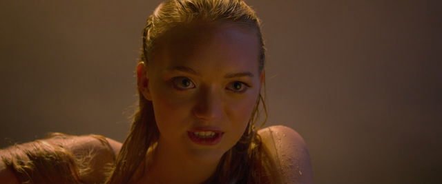 File:TamaraIdistainallglitteringgold.png