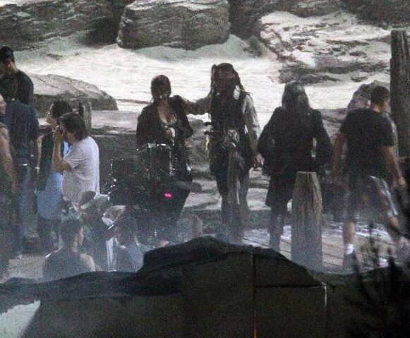 File:JackAngelicaWhitecapBayOnSet2.jpg