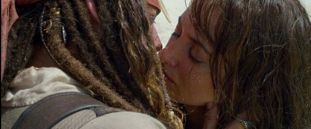 File:Jackelicaalmostkissing.jpg