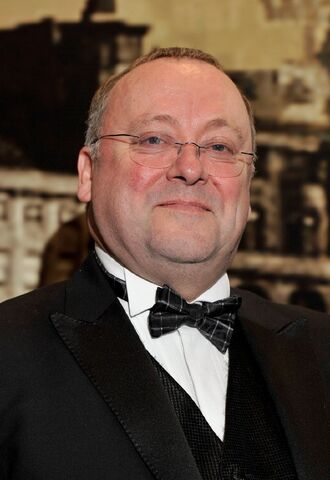 File:Alex Norton.jpg