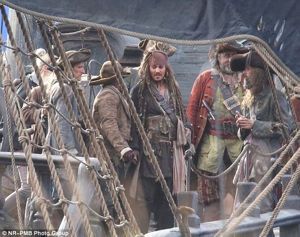 File:Jack pirates ship.jpg
