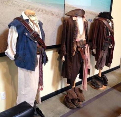 File:Costumes.png