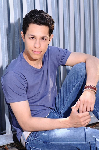File:David Del Rio.png