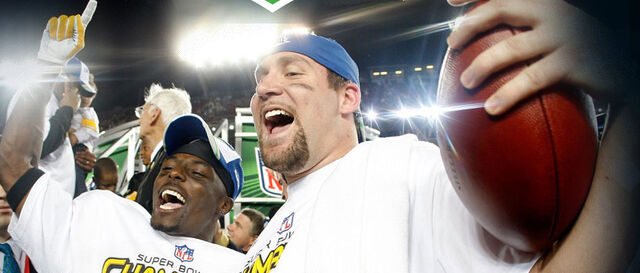 File:Holmes-Roethlisberger-celebrate.jpg